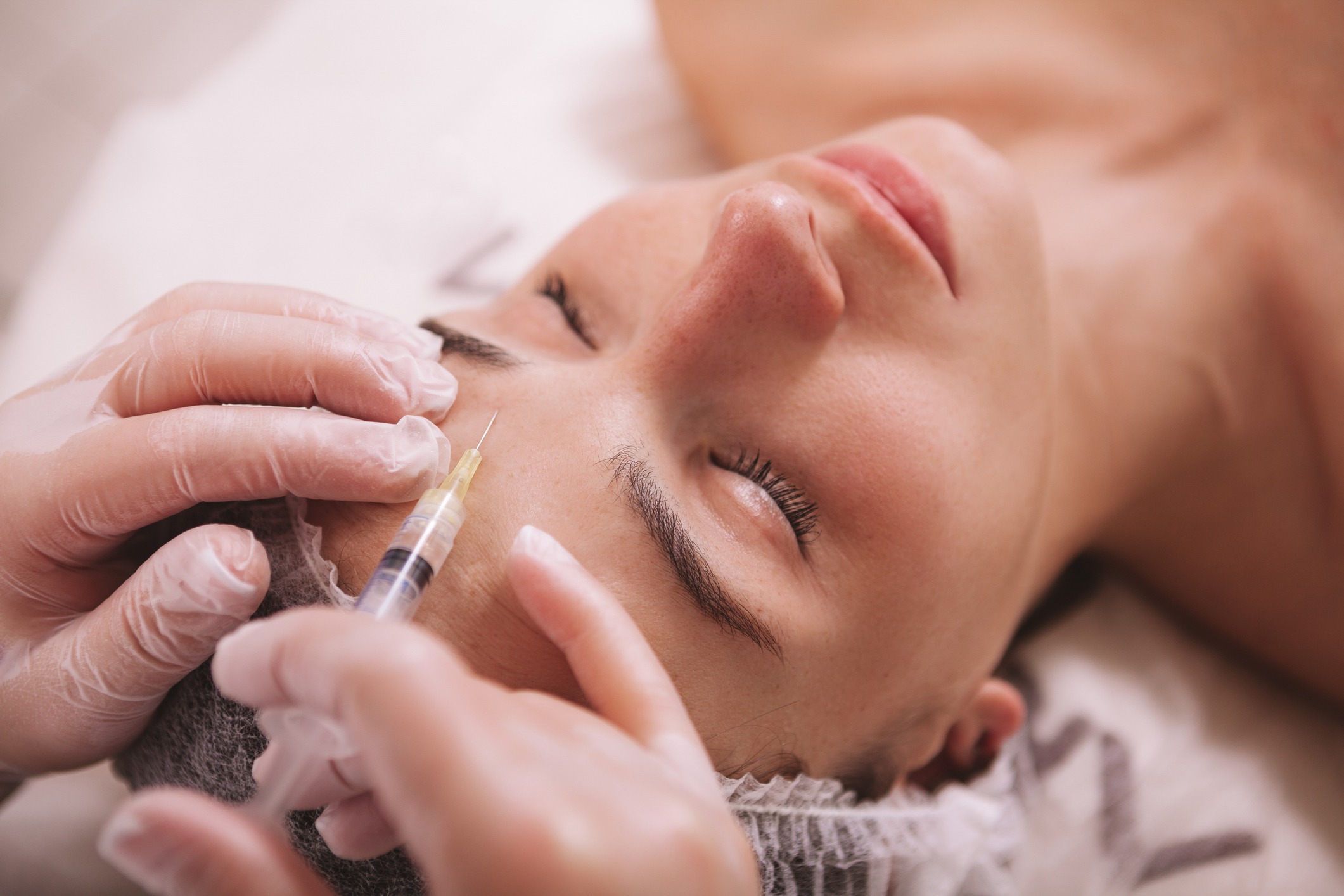 Faltenreduktion Gesicht Botox Hyaluron Düsseldorf